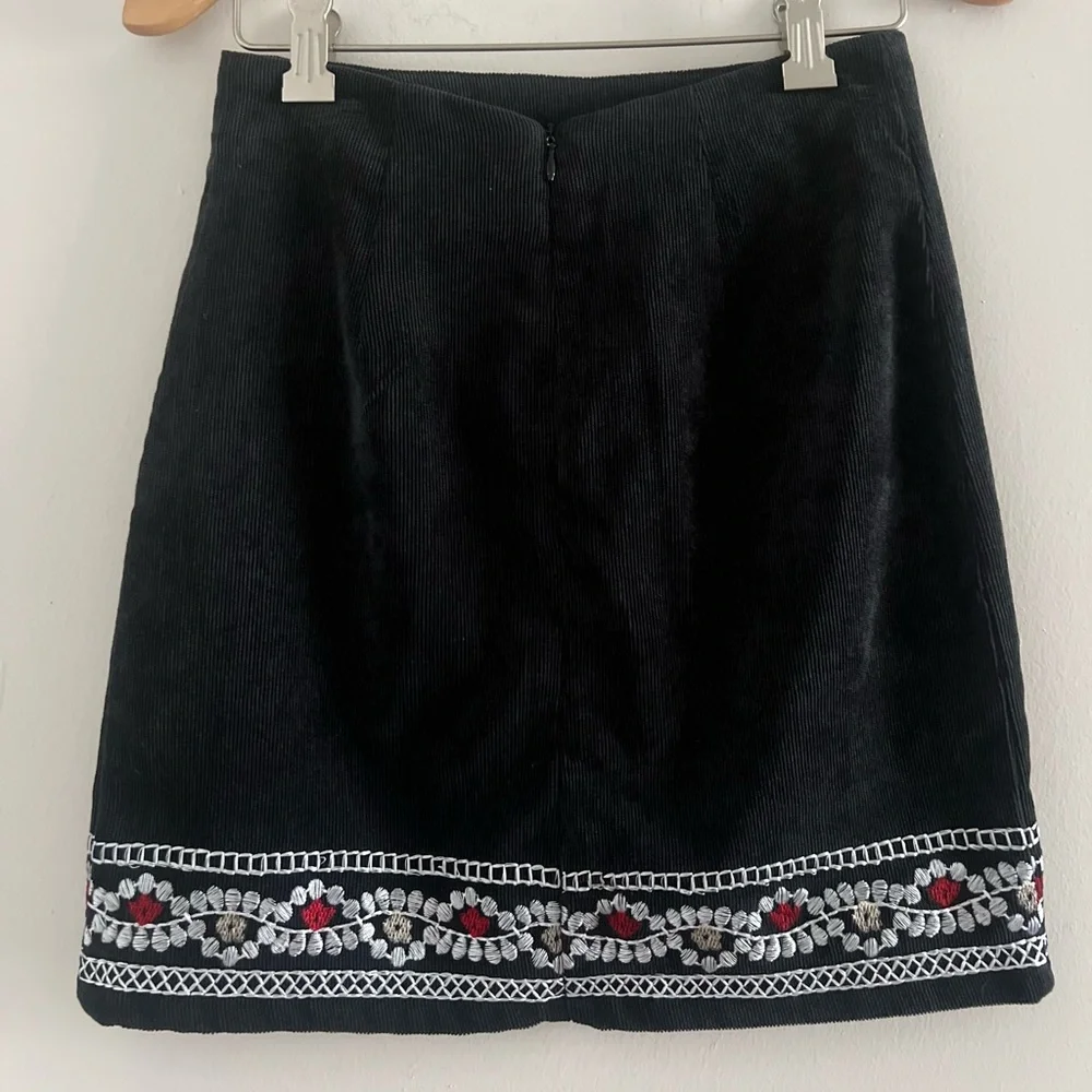 Corduroy Floral Embroidered Mini Skirt Sz Xs holiday Christmas - Picture 3 of 4
